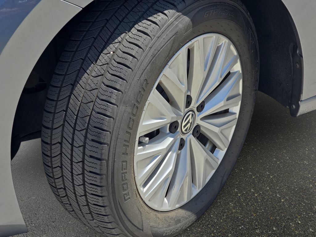 Used 2019 Volkswagen Jetta S FWD image 33