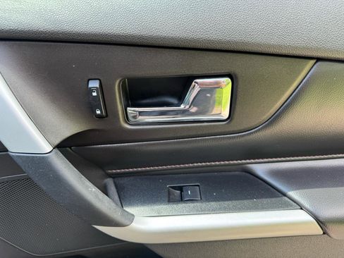 Used 2014 Ford Edge SEL w/ Equipment Group 205A FWD image 36