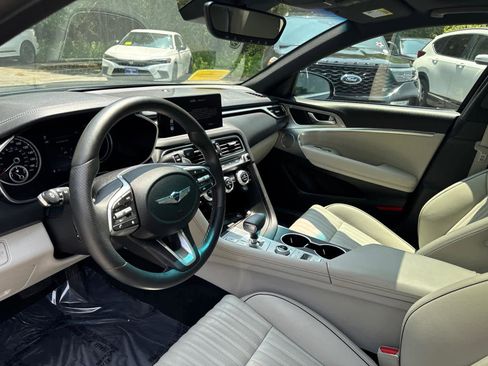 Used 2022 Genesis G70 2.0T w/ Prestige Package image 13