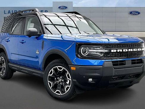New 2025 Ford Bronco Sport Outer Banks w/ Outer Banks Tech Package+ image 2