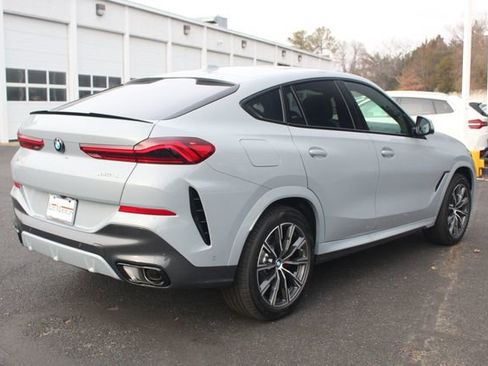 New 2026 BMW X6 xDrive40i w/ Climate Comfort Package image 9