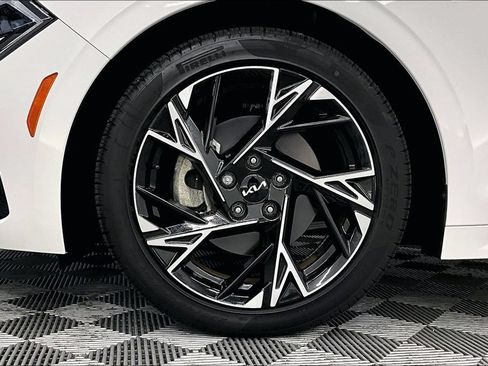 Used 2025 Kia K5 GT-Line w/ GT-Line Premium Package FWD image 8
