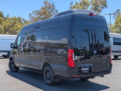 New 2026 Mercedes-Benz Sprinter 2500 image 2