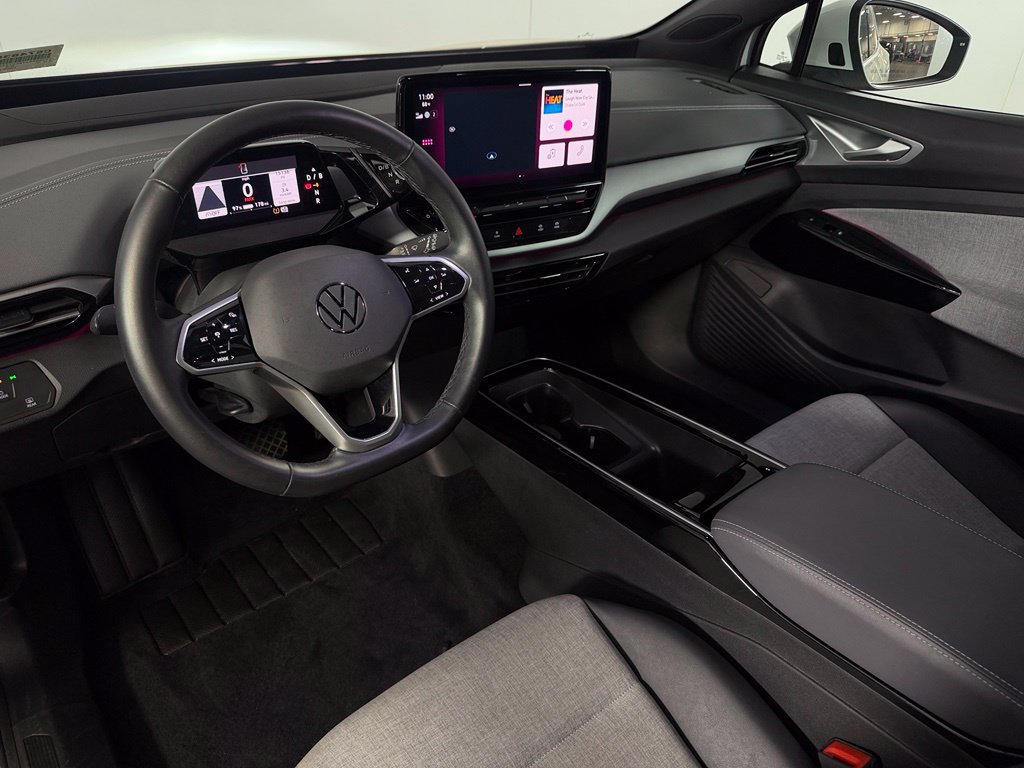 Used 2024 Volkswagen ID.4 2WD image 13