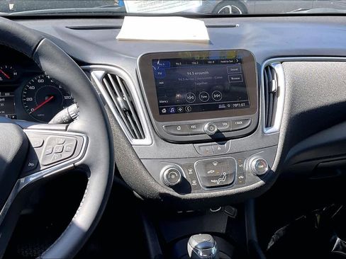 Used 2020 Chevrolet Malibu RS image 7