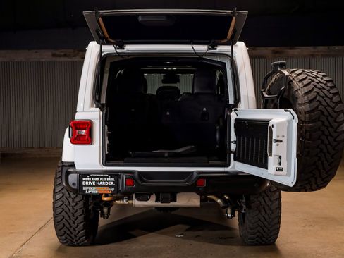 Used 2023 Jeep Wrangler Unlimited Rubicon 392 w/ Trailer Tow Package image 8