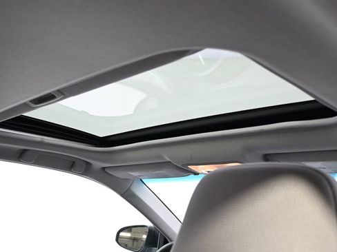 Used 2012 Toyota Camry XLE FWD image 14