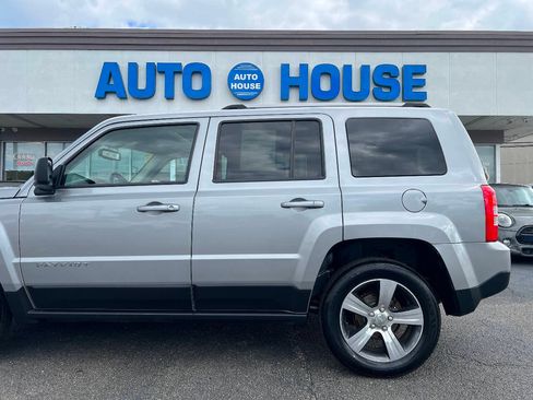 Used 2016 Jeep Patriot High Altitude AWD/4WD image 38