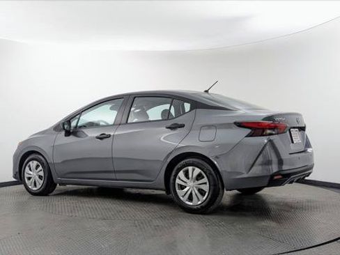 Used 2025 Nissan Versa S FWD image 6