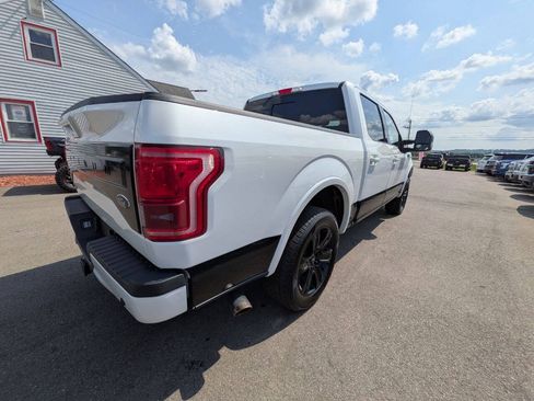 Used 2017 Ford F150 Platinum w/ Equipment Group 701A Luxury AWD/4WD image 8