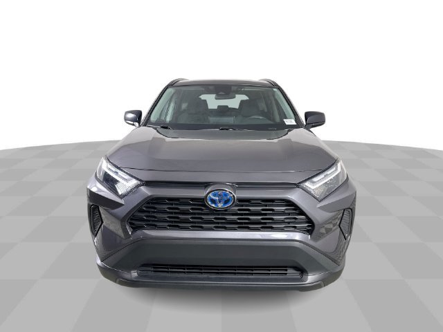 Used 2024 Toyota RAV4 LE AWD/4WD image 3