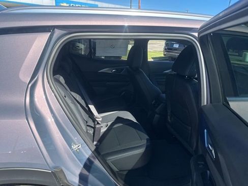 New 2026 Chevrolet Equinox EV LT image 31