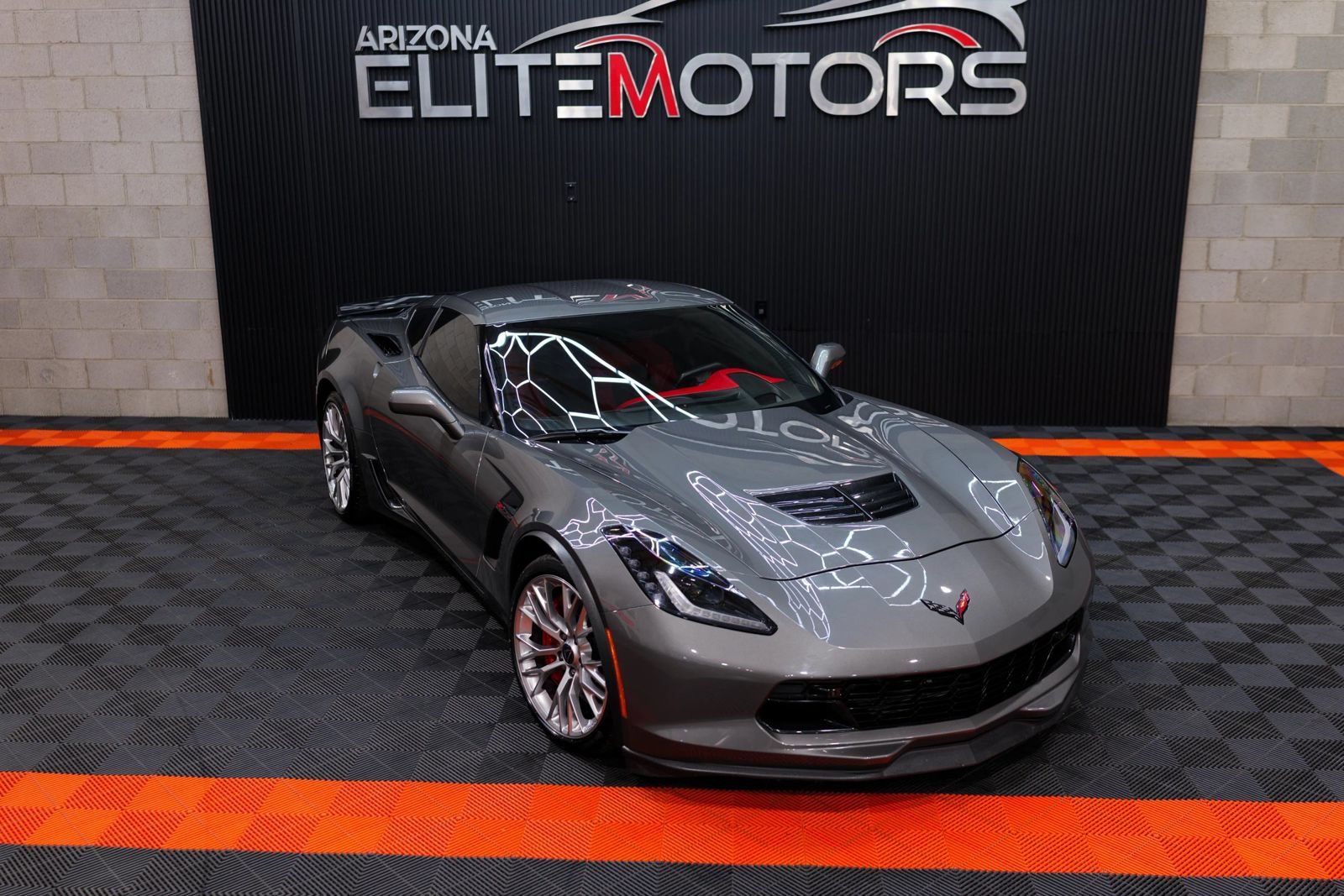 Used 2016 Chevrolet Corvette Z06 w/ 2LZ Preferred Equipment Group RWD image 3