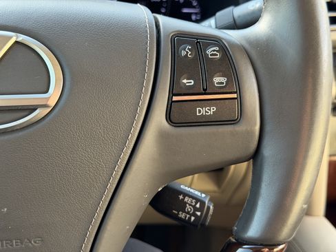 Used 2016 Lexus LS 460 AWD w/ Comfort Package image 19