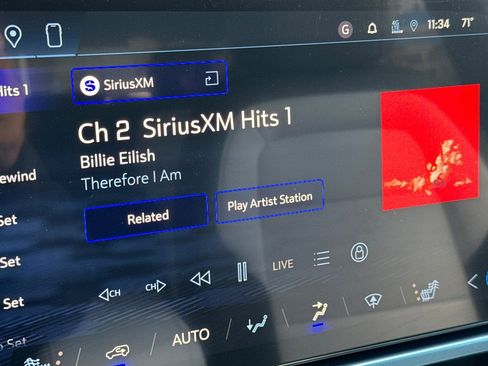 New 2026 Chevrolet Equinox EV LT image 16