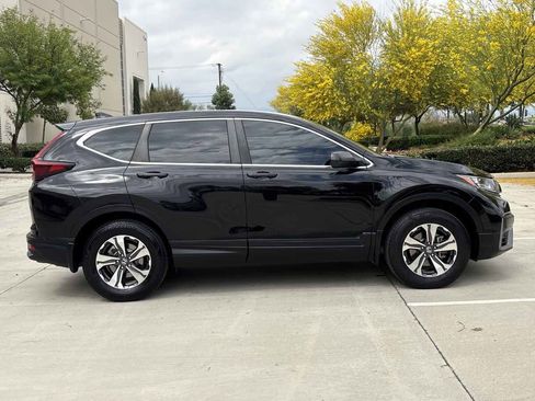 Used 2020 Honda CR-V LX image 2