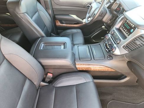 Used 2018 Chevrolet Tahoe Premier AWD/4WD image 14