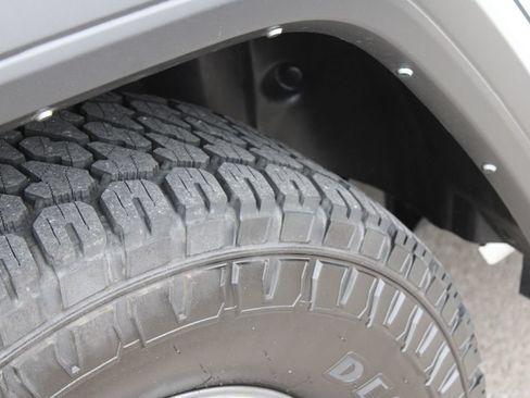 Used 2022 Jeep Wrangler Unlimited Sport w/ Sun And Sound Package AWD/4WD image 20