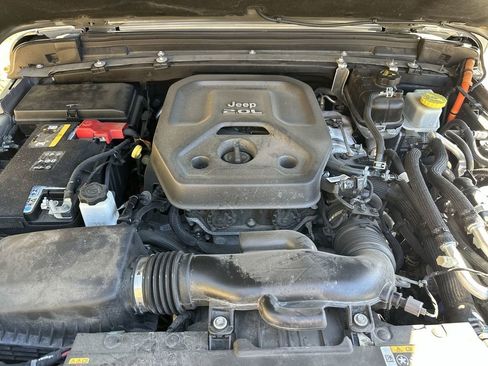 Used 2021 Jeep Wrangler Unlimited Rubicon 4xe w/ Cold Weather Group image 33