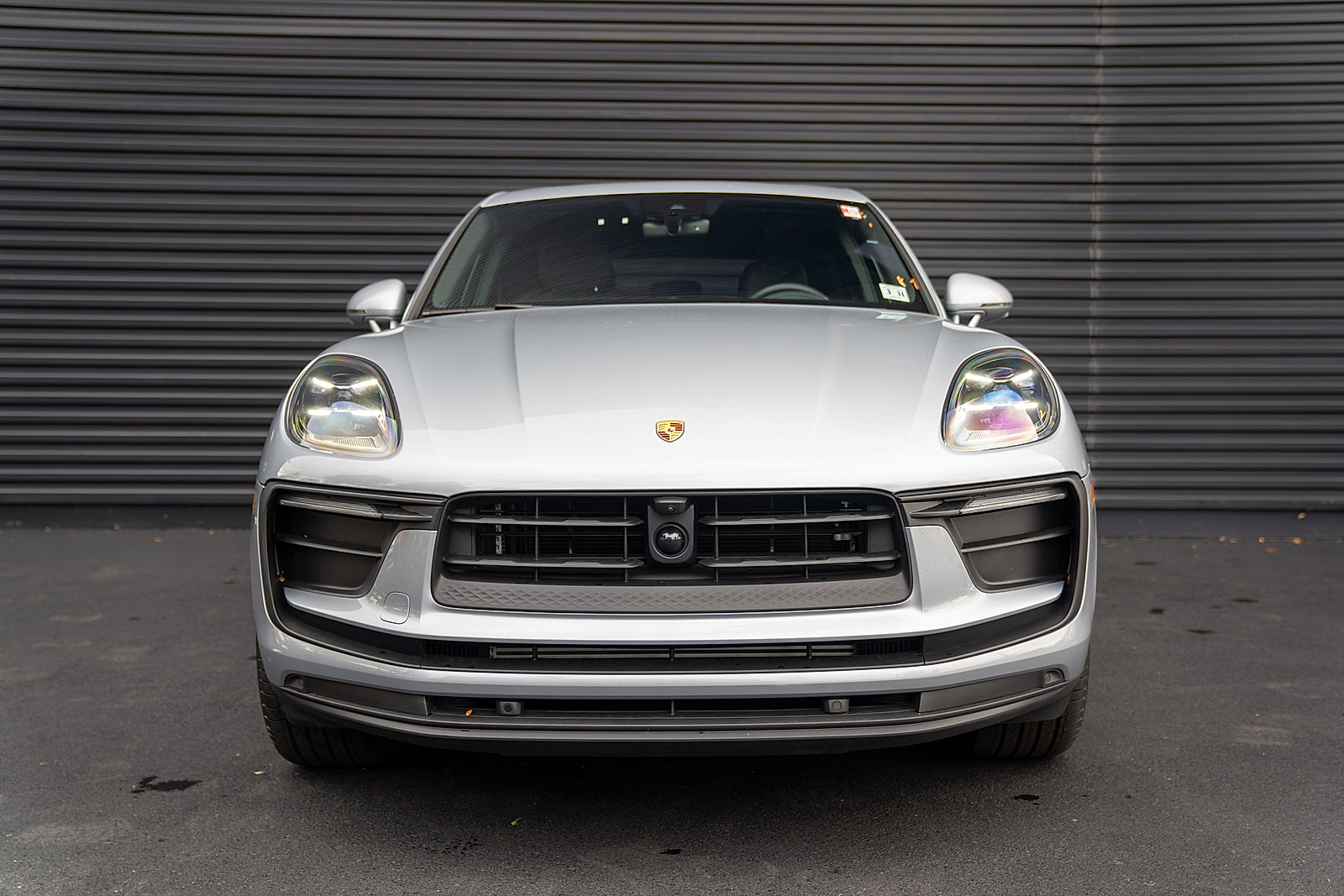 Used 2026 Porsche Macan AWD/4WD image 25