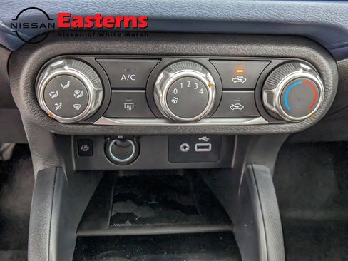 New 2025 Nissan Versa SV w/ Trunk Package image 20