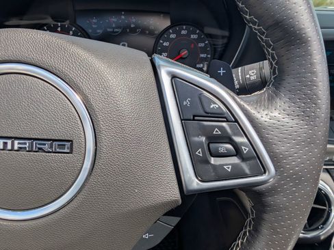Used 2018 Chevrolet Camaro LT RWD image 20