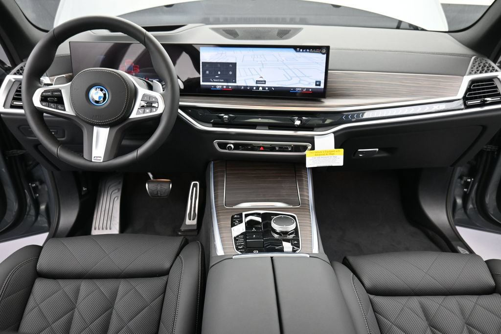 New 2026 BMW X5 xDrive50e w/ M Sport Package AWD/4WD image 13