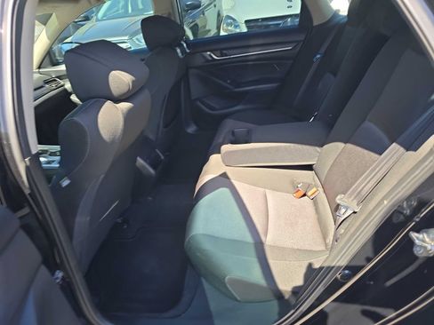 Used 2018 Honda Accord LX image 21