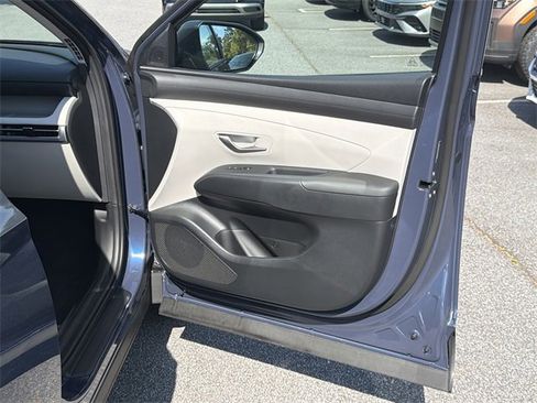 New 2026 Hyundai Tucson SE image 14