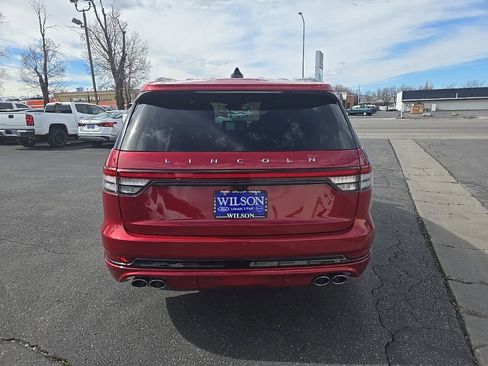Used 2025 Lincoln Aviator Reserve w/ Equipment Group 201A image 6
