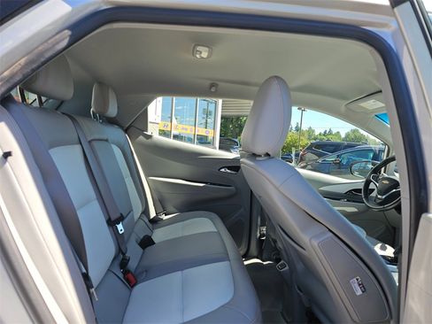Used 2020 Chevrolet Bolt Premier w/ Infotainment Package image 14