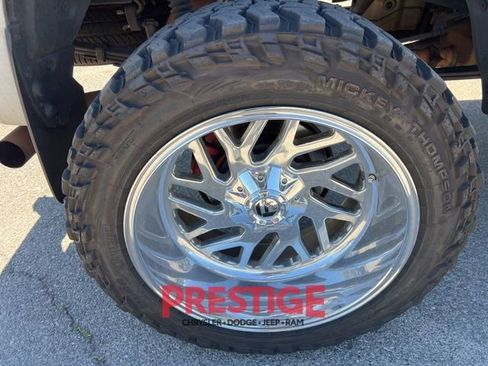 Used 2018 Toyota Tundra Platinum AWD/4WD image 16