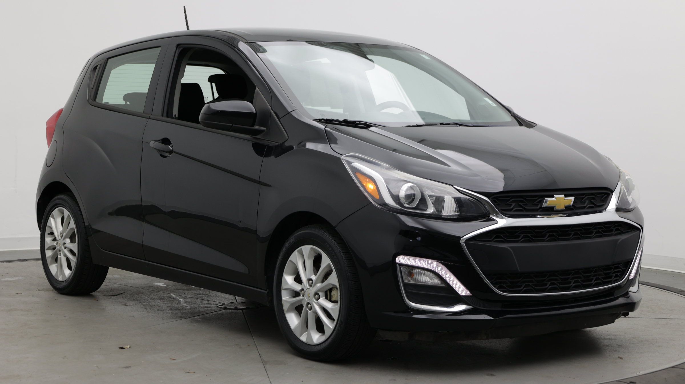 Used 2020 Chevrolet Spark LT FWD image 3