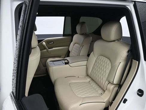 Used 2024 INFINITI QX80 Sensory w/ Cargo Package image 28