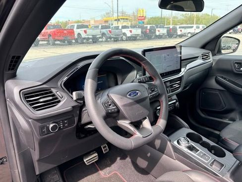 Used 2023 Ford Escape ST-Line w/ Tech Pack #1 AWD/4WD image 22