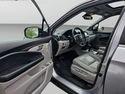 Used 2017 Honda Pilot EX-L image 18