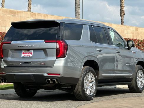 Certified 2025 GMC Yukon Denali image 4