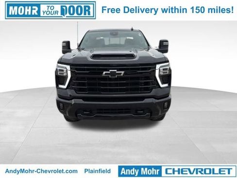Used 2024 Chevrolet Silverado 2500 LT w/ Midnight Edition AWD/4WD image 8