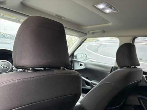 Used 2021 Kia Soul EX image 29