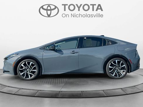 Used 2024 Toyota Prius Prime Premium w/ Advanced Technology Package FWD image 2