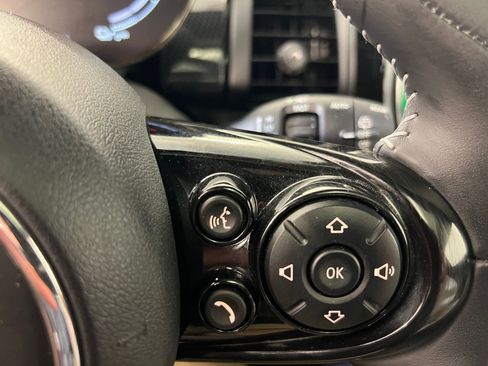 Used 2021 MINI Cooper SE w/ 8.8" Touchscreen Nav Package image 25