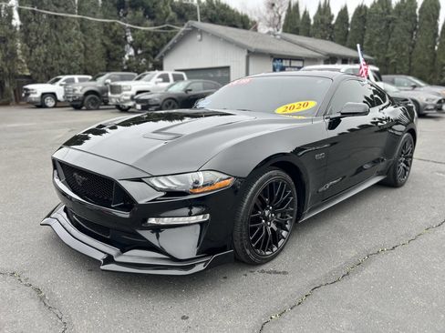 Used 2020 Ford Mustang GT Premium image 4