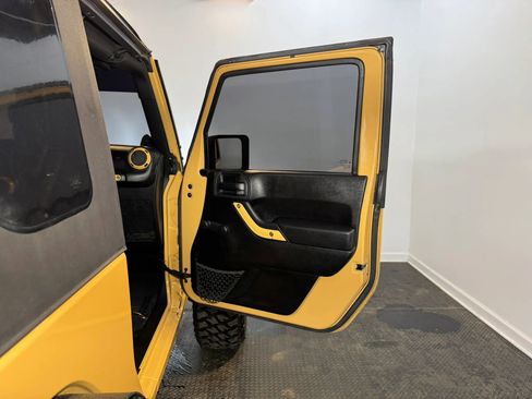 Used 2013 Jeep Wrangler Sport AWD/4WD image 24