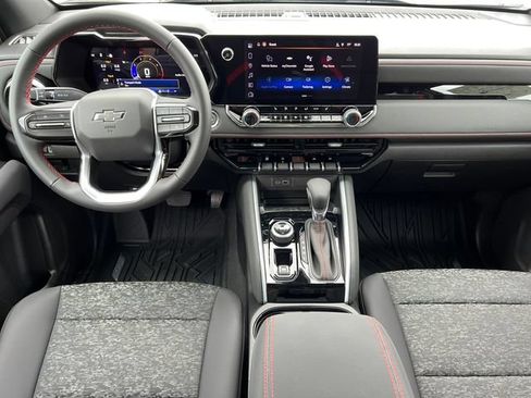 New 2026 Chevrolet Colorado Z71 w/ Midnight Edition AWD/4WD image 2