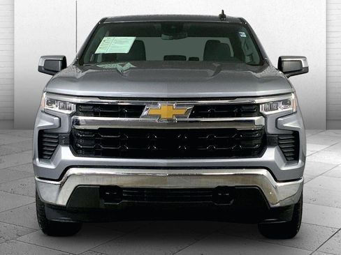 Used 2023 Chevrolet Silverado 1500 LT image 2