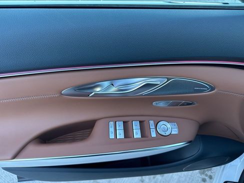 New 2026 Genesis GV70 2.5T Advanced AWD/4WD image 21