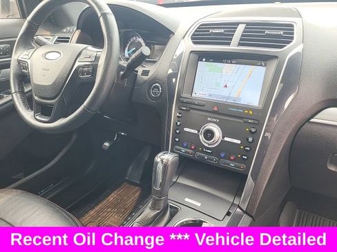 Used 2019 Ford Explorer Sport AWD/4WD image 11