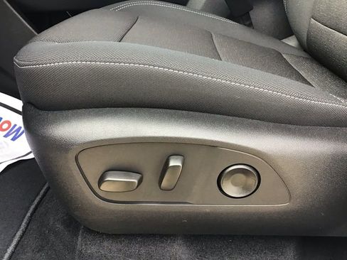 New 2026 Chevrolet Traverse LT w/ Driver Confidence Package image 32