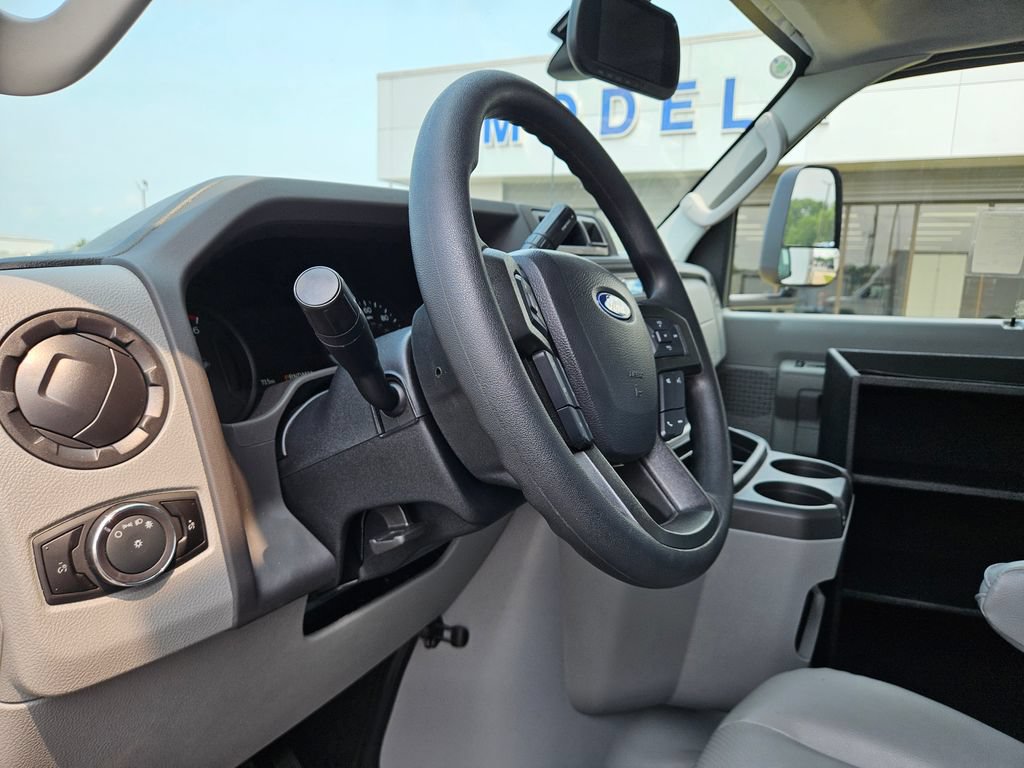 New 2026 Ford E-450 and Econoline 450 Super Duty w/ Shuttle Bus Prep Package RWD image 14