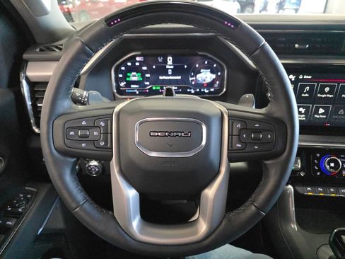 Used 2025 GMC Sierra 1500 Denali w/ Technology Package image 14